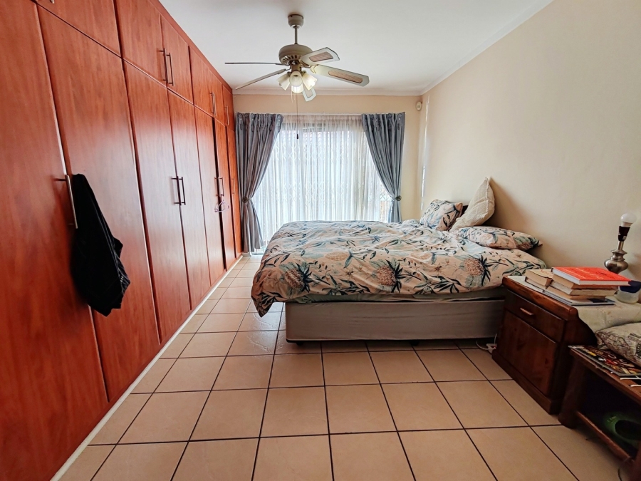 3 Bedroom Property for Sale in Van Der Hoff Park North West